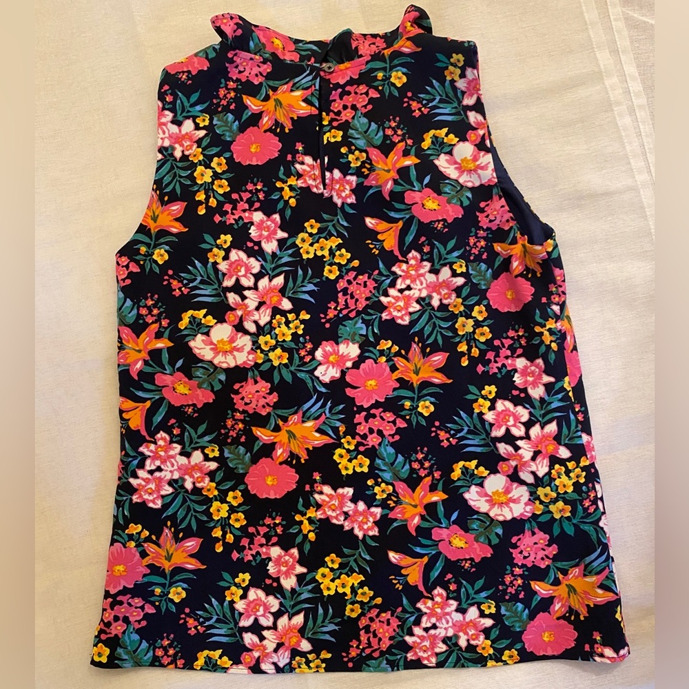 J Crew factory sleeveless floral blouse. XXS. Only worn once.
